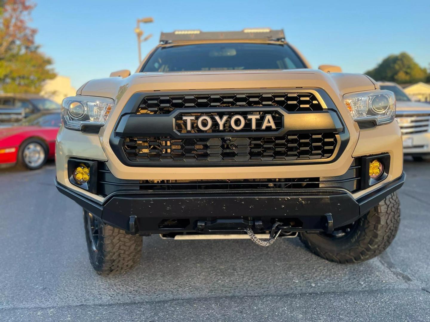 tastefully-modified-toyota-tacoma-01