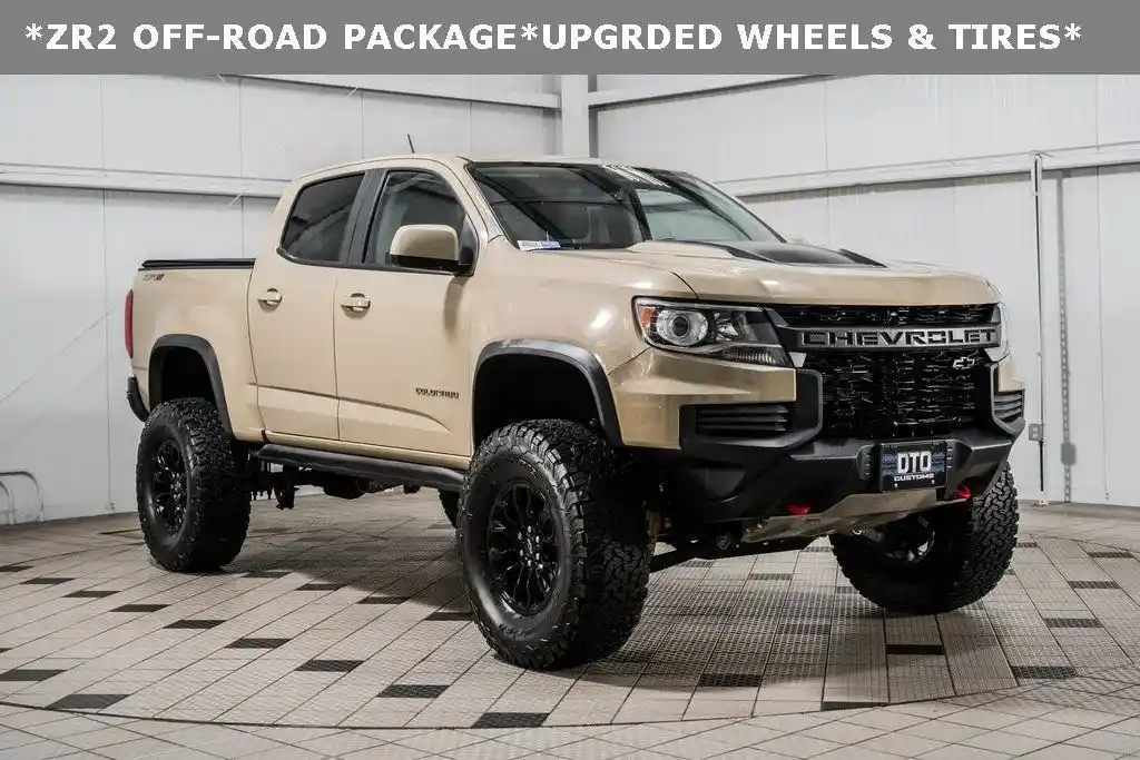 used-2021-chevrolet-colorado-zr2-for-sale-01