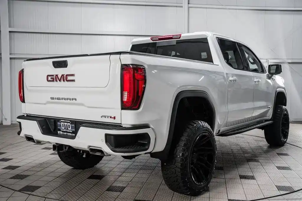 used-2022-gmc-sierra_1500-at4-for-sale-03