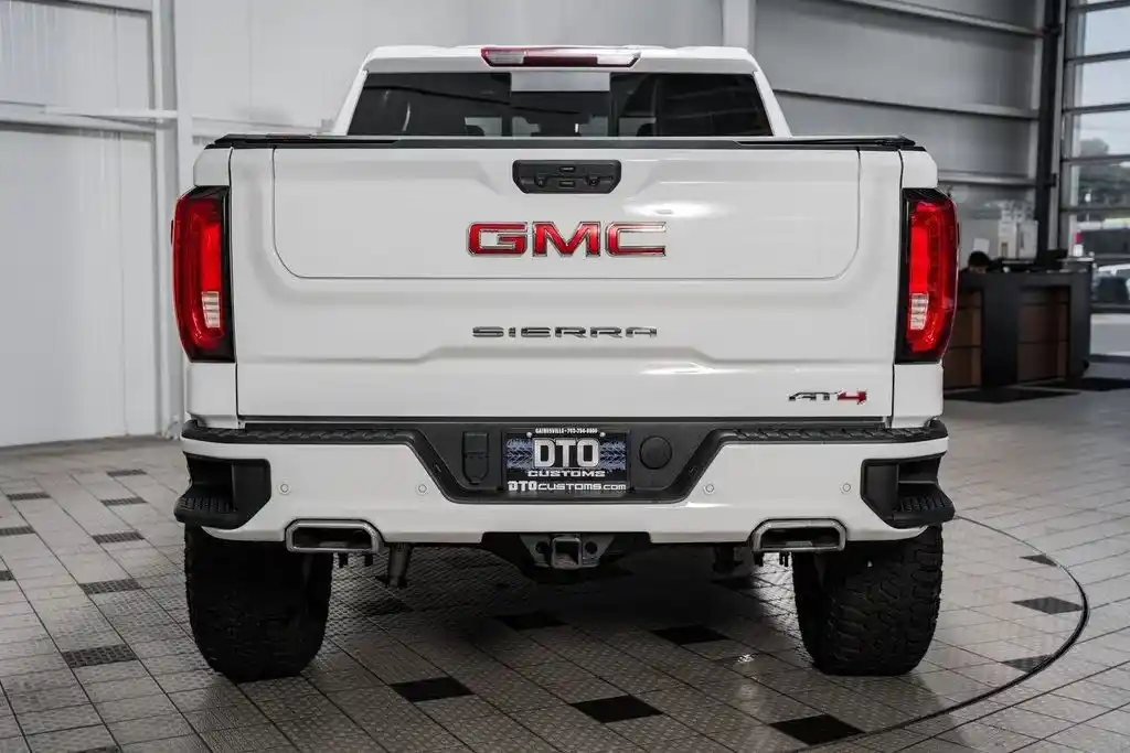 used-2022-gmc-sierra_1500-at4-for-sale-04