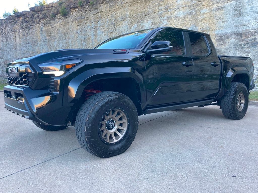 used-2024-toyota-tacoma_4wd-trdprohybriddoublecab5bedautomatic-6365-22631137-8-1024