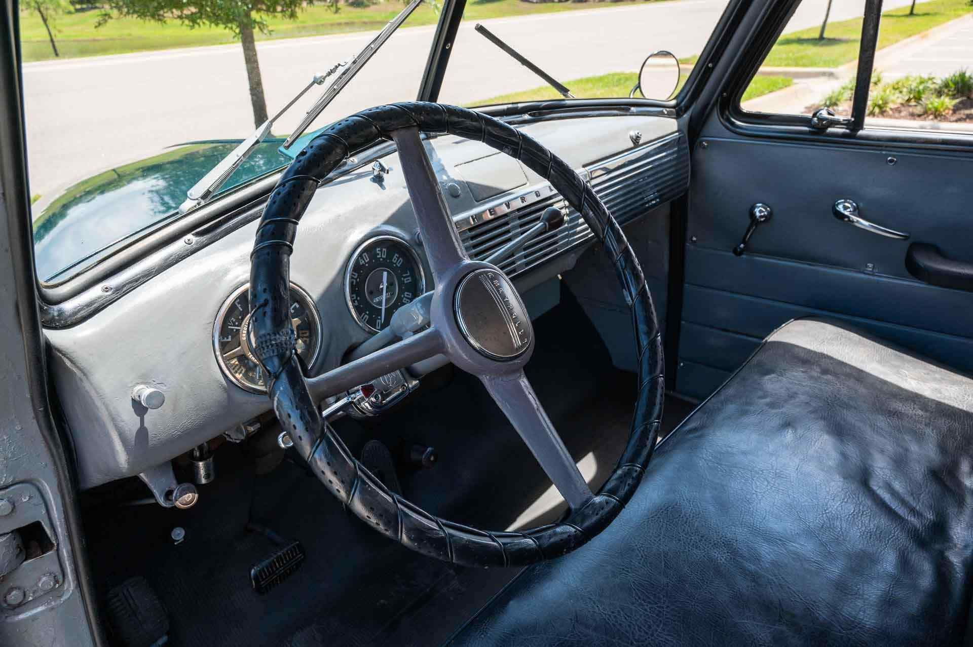 1952-Chevrolet-3100-5-window-for-sale-09