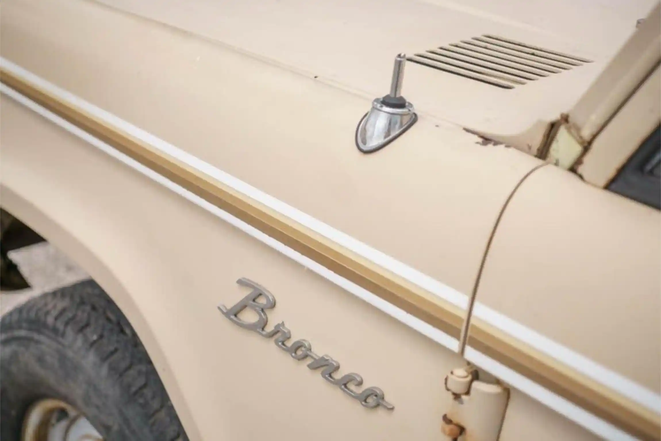 1966-ford-bronco-for-sale-10