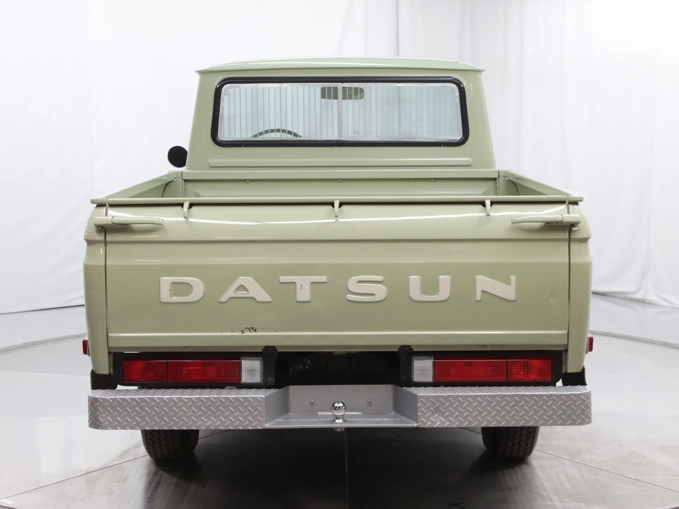 1971-datsun-1600-for-sale-06