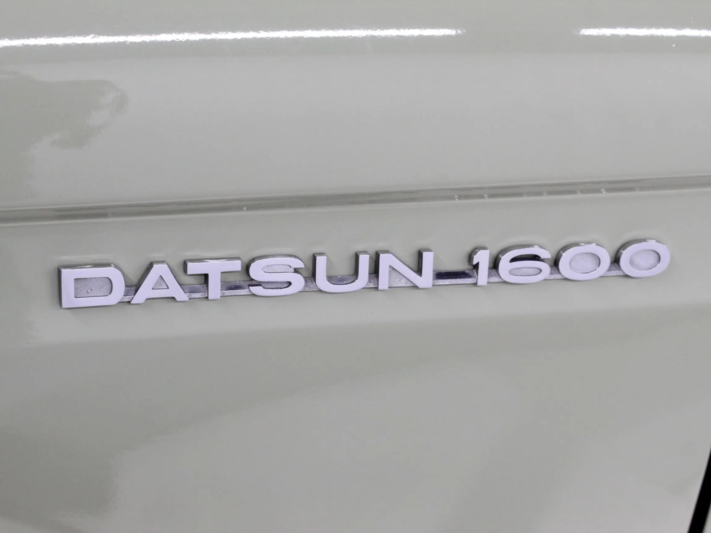 1971-datsun-1600-for-sale-32.avi6