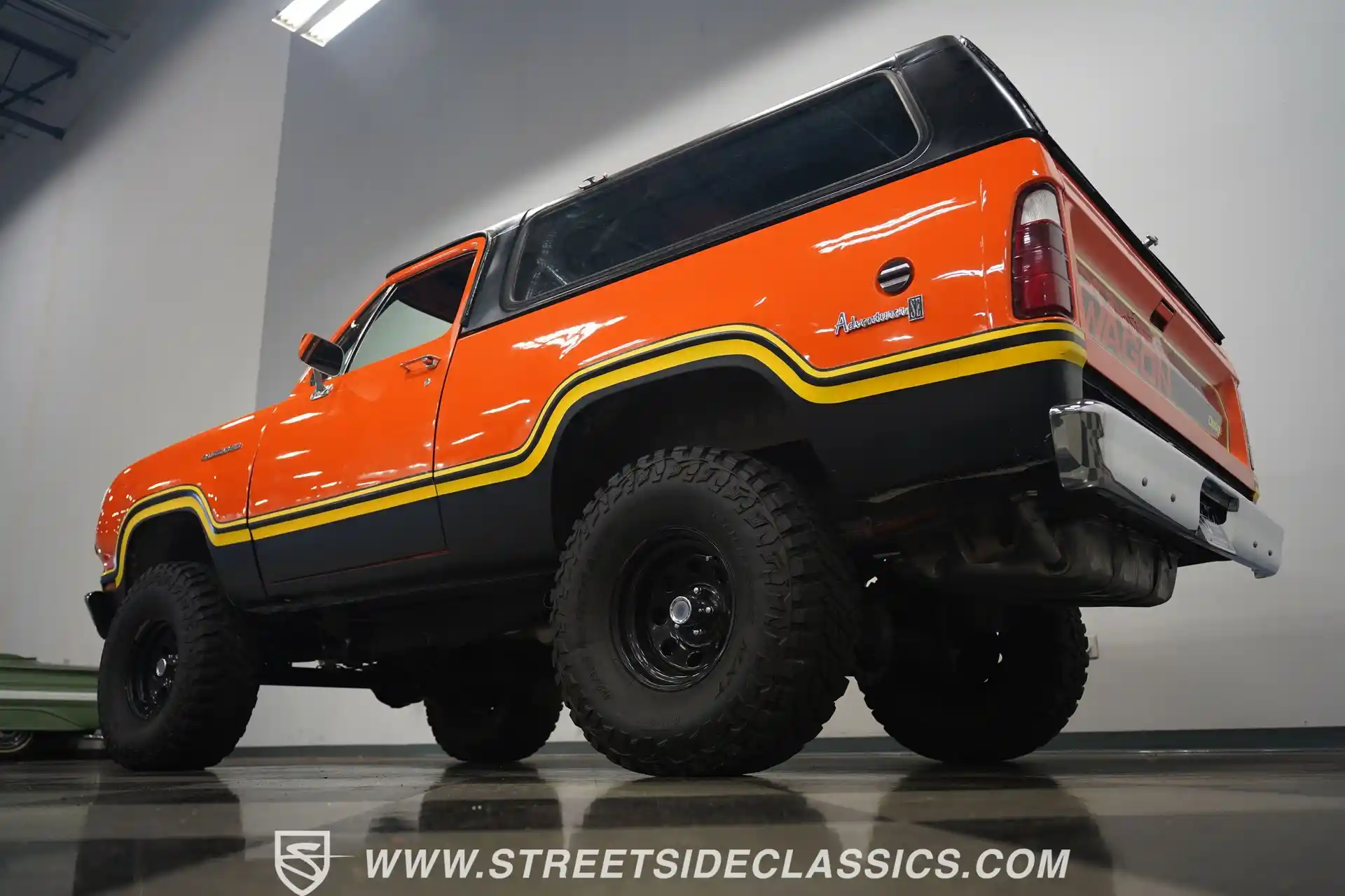 1975-dodge-ramcharger-4x4-for-sale-14