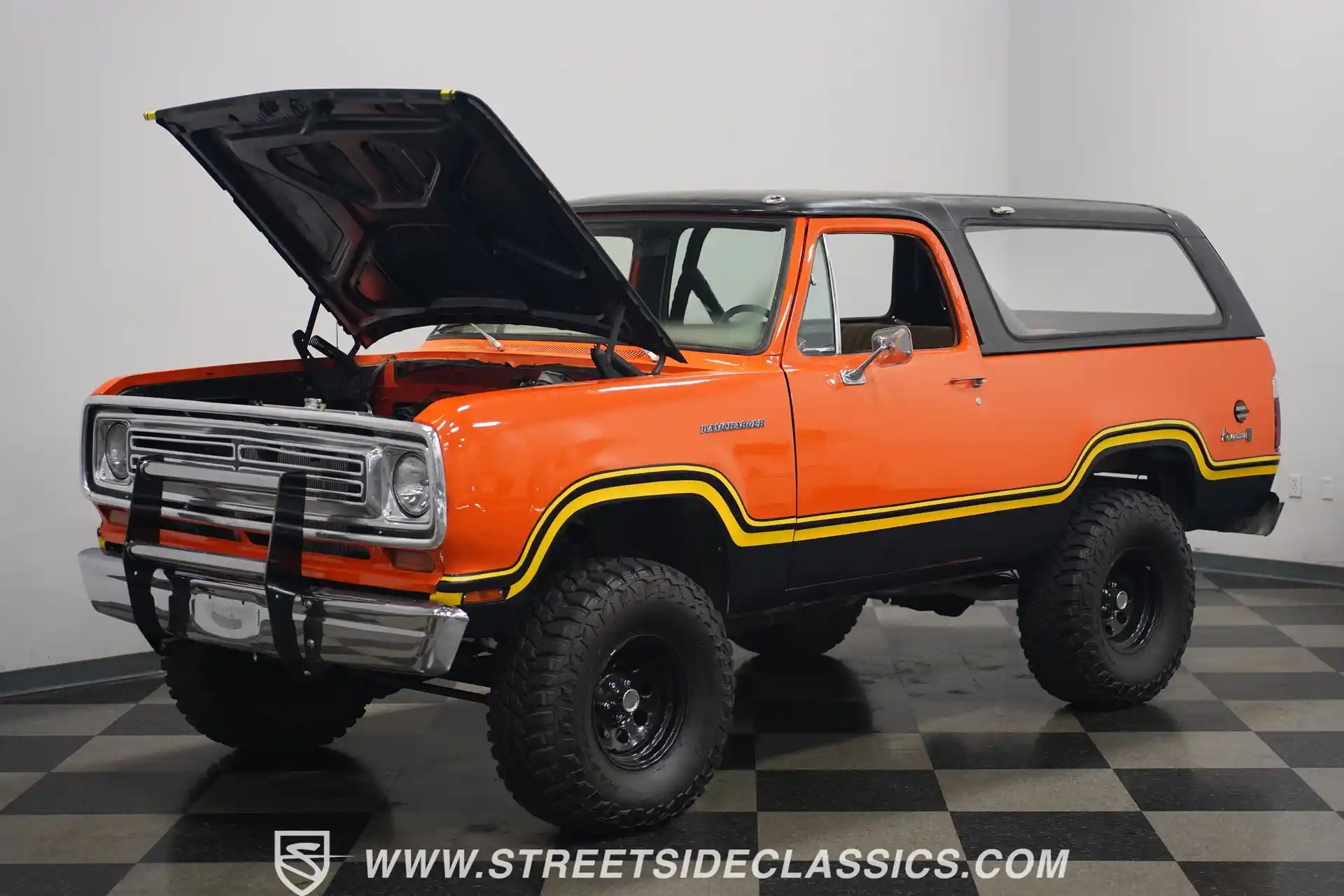 1975-dodge-ramcharger-4x4-for-sale-16