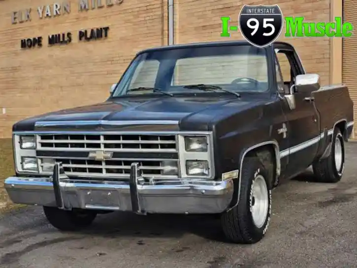 1985-chevrolet-c10-silverado-for-sale-01