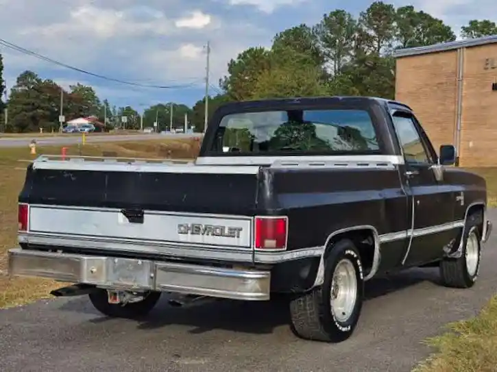 1985-chevrolet-c10-silverado-for-sale-06