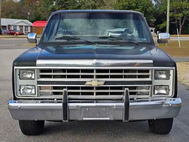 1985-chevrolet-c10-silverado-for-sale-19