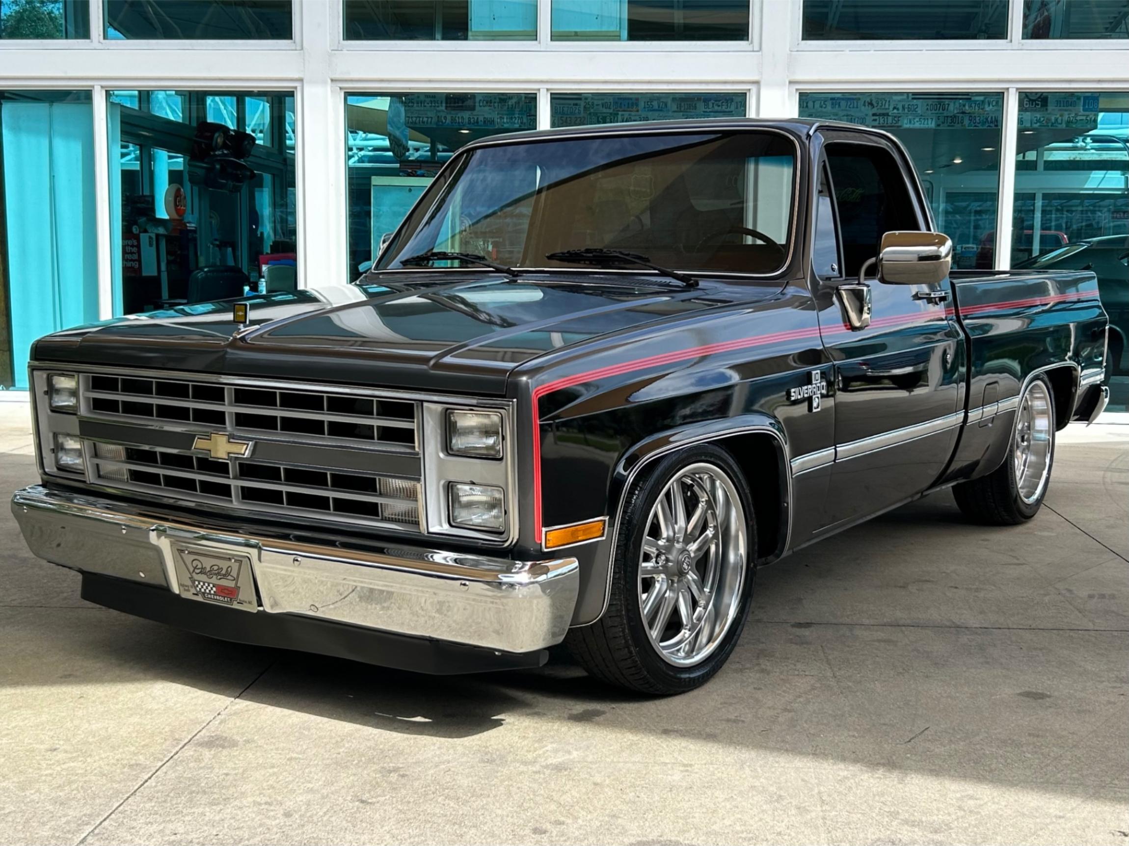 1987-chevrolet-c10-for-sale-01