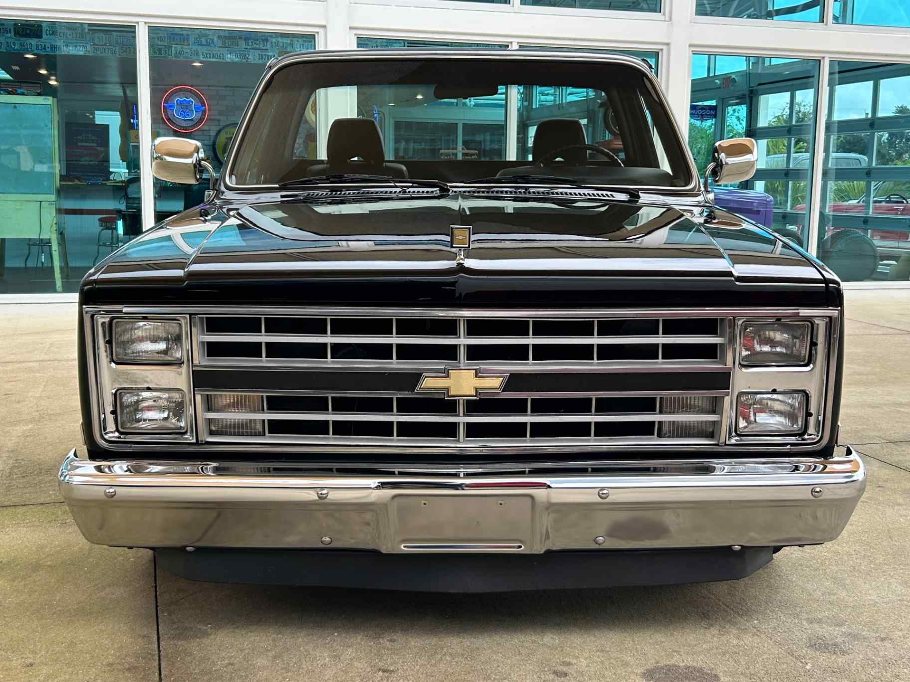 1987-chevrolet-c10-for-sale-09