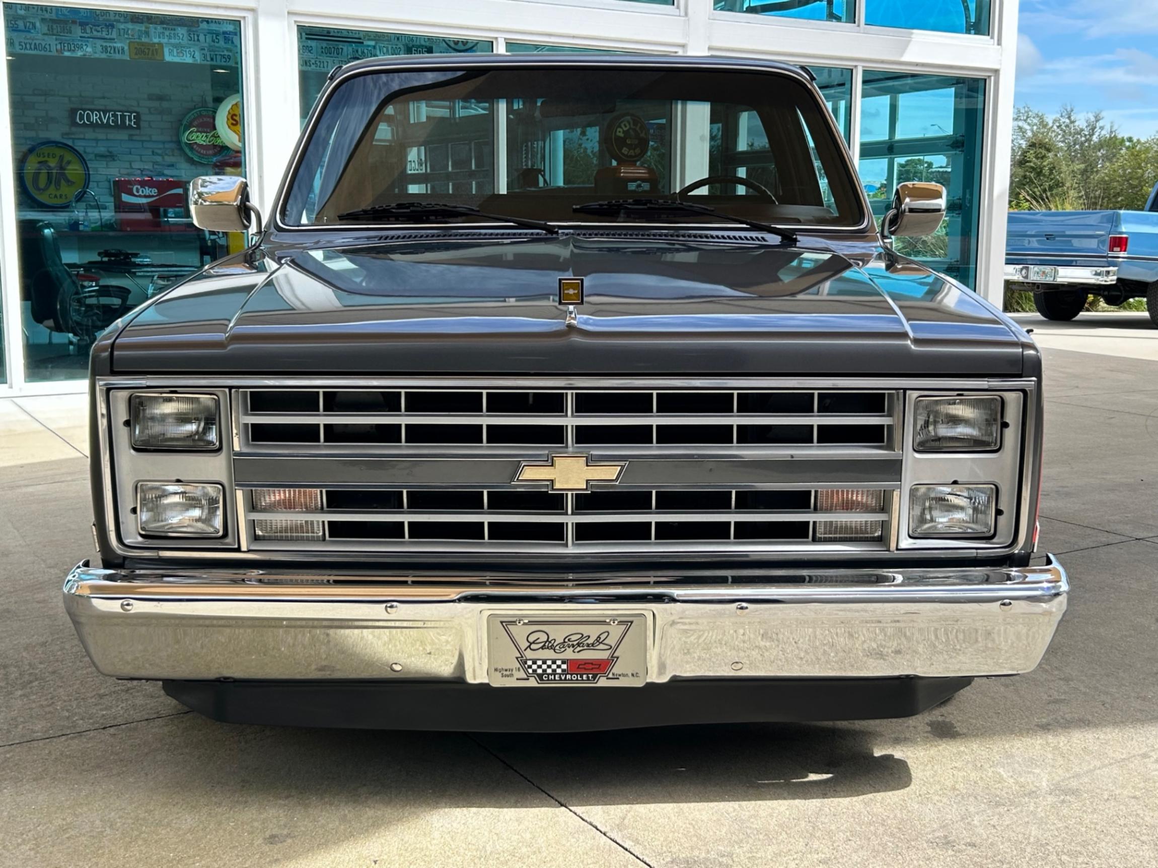 1987-chevrolet-c10-for-sale-10