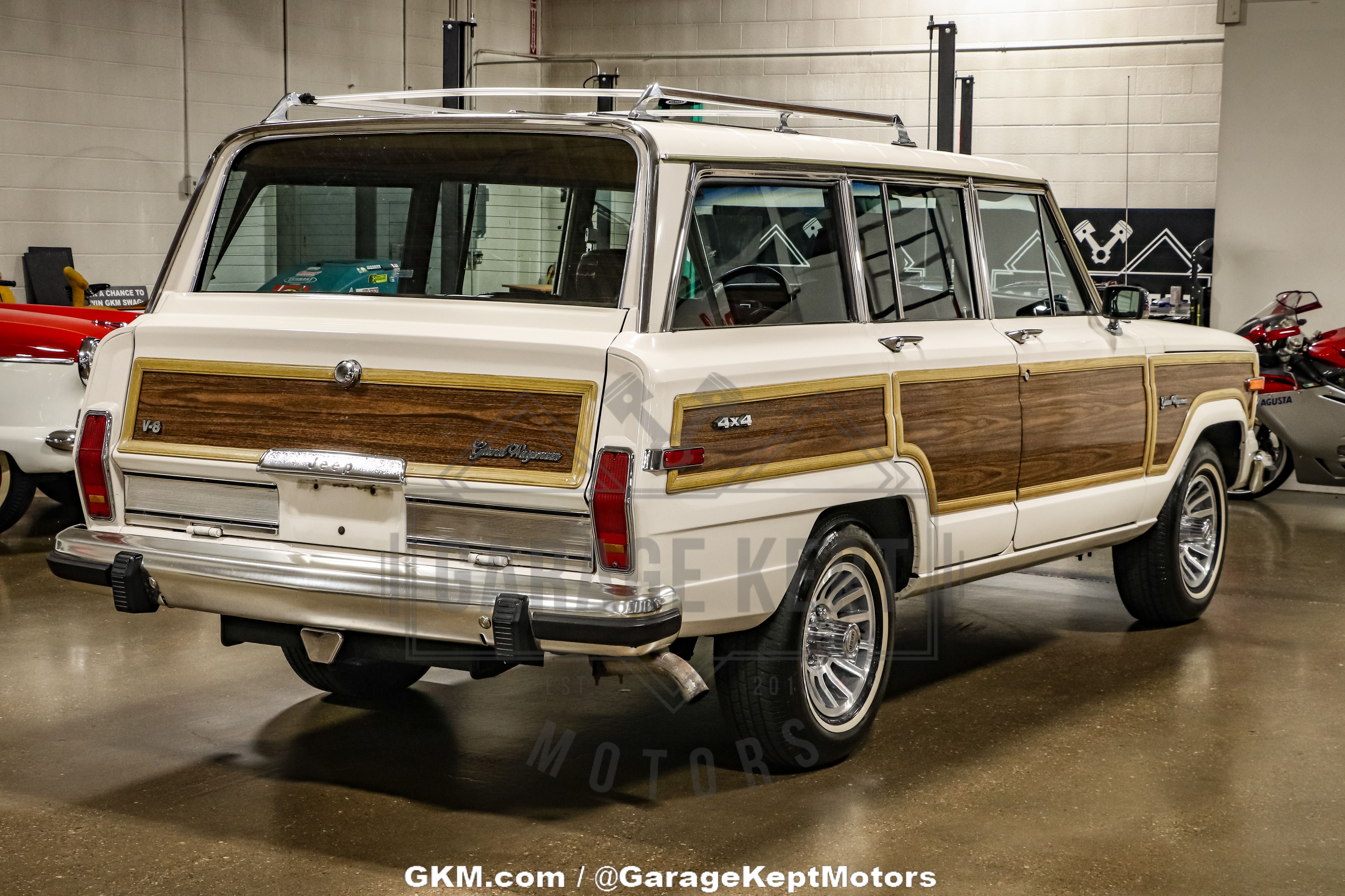 1987-jeep-grand-wagoneer-for-sale-10