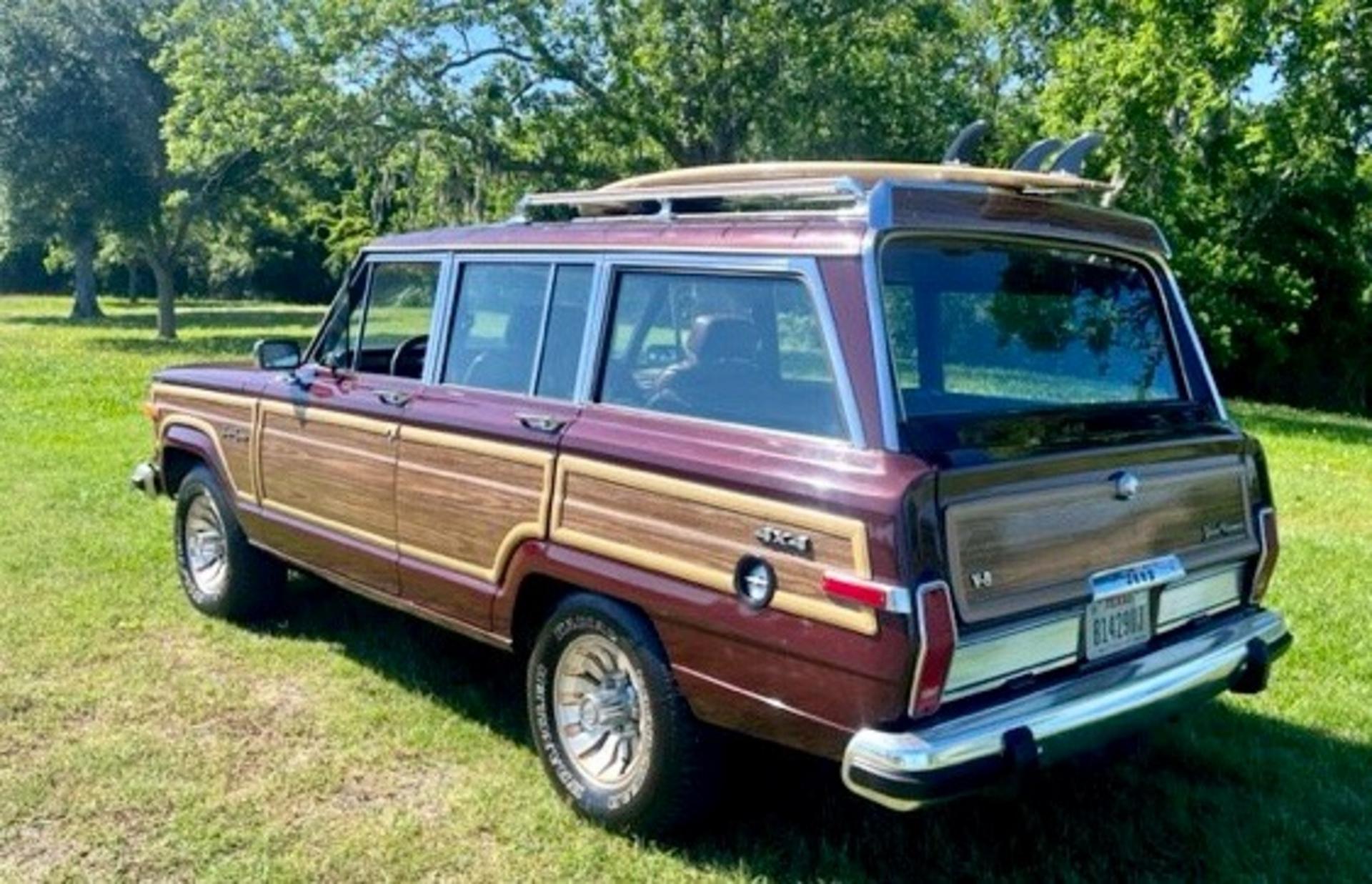 1987-jeep-grand-wagoneer-survivor-03