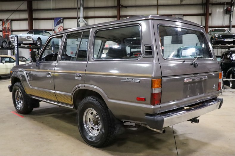 1988-toyota-land-cruiser-fj-62 (1)