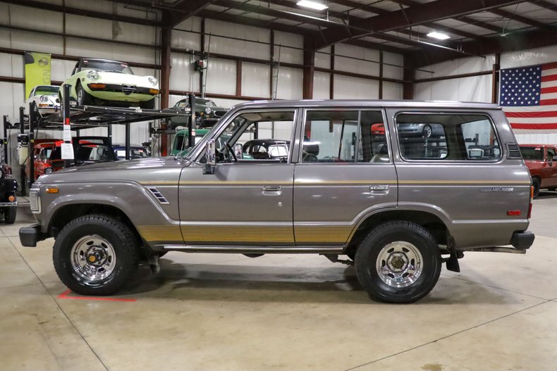 1988-toyota-land-cruiser-fj-62