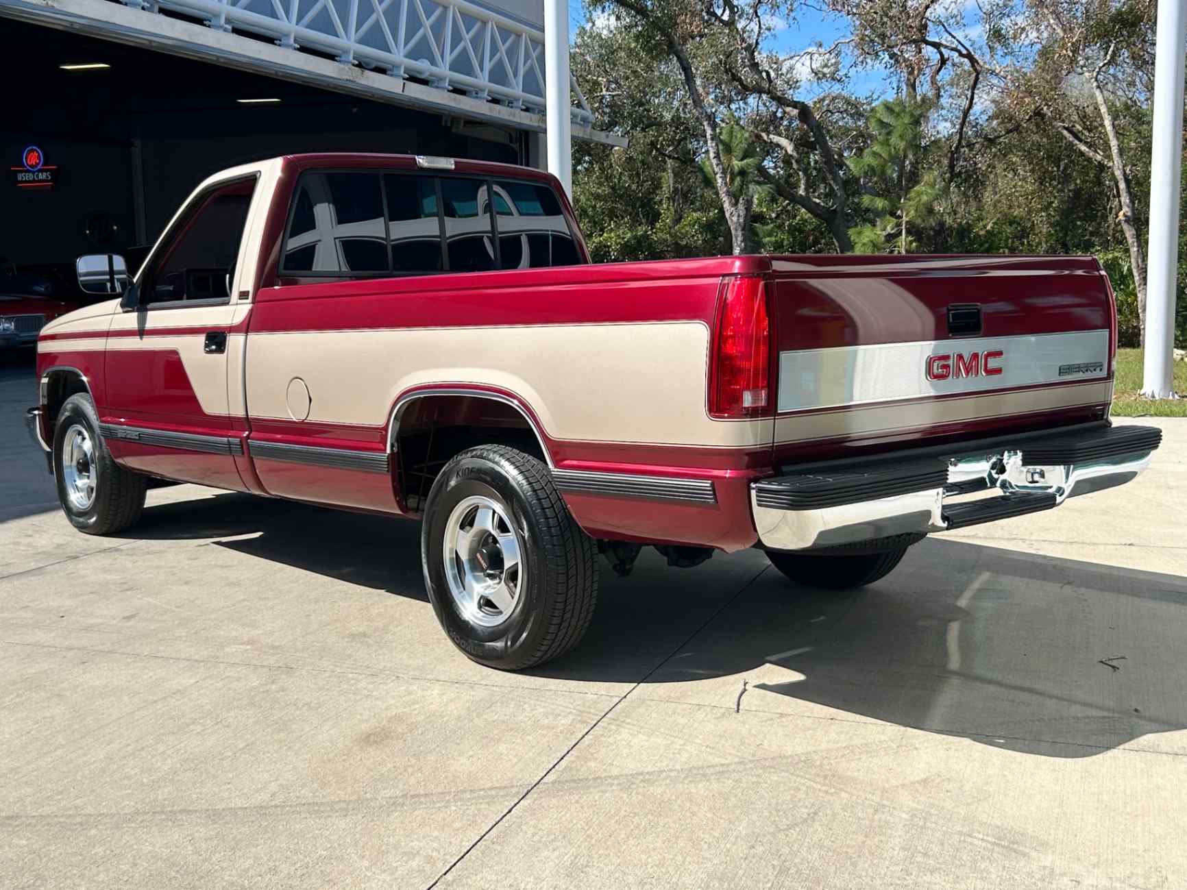 1989-gmc-sierra-sante-fe-dition-for-sale-01