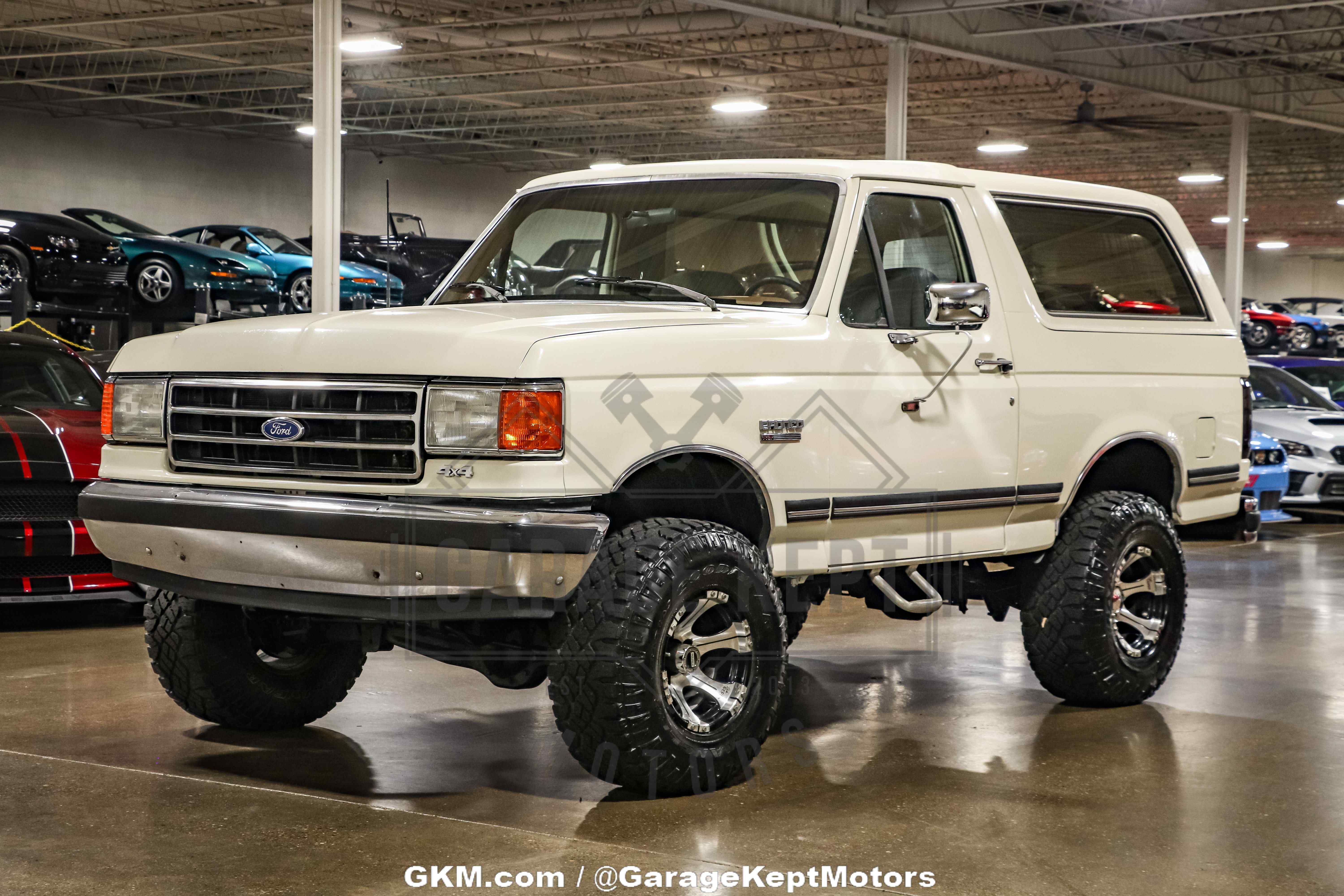 1990-ford-bronco-xlt-for-sale-07