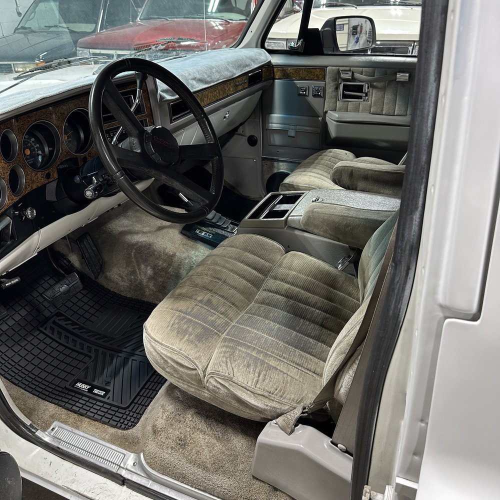 1991-chevrolet-suburban-2500-for-sale-16