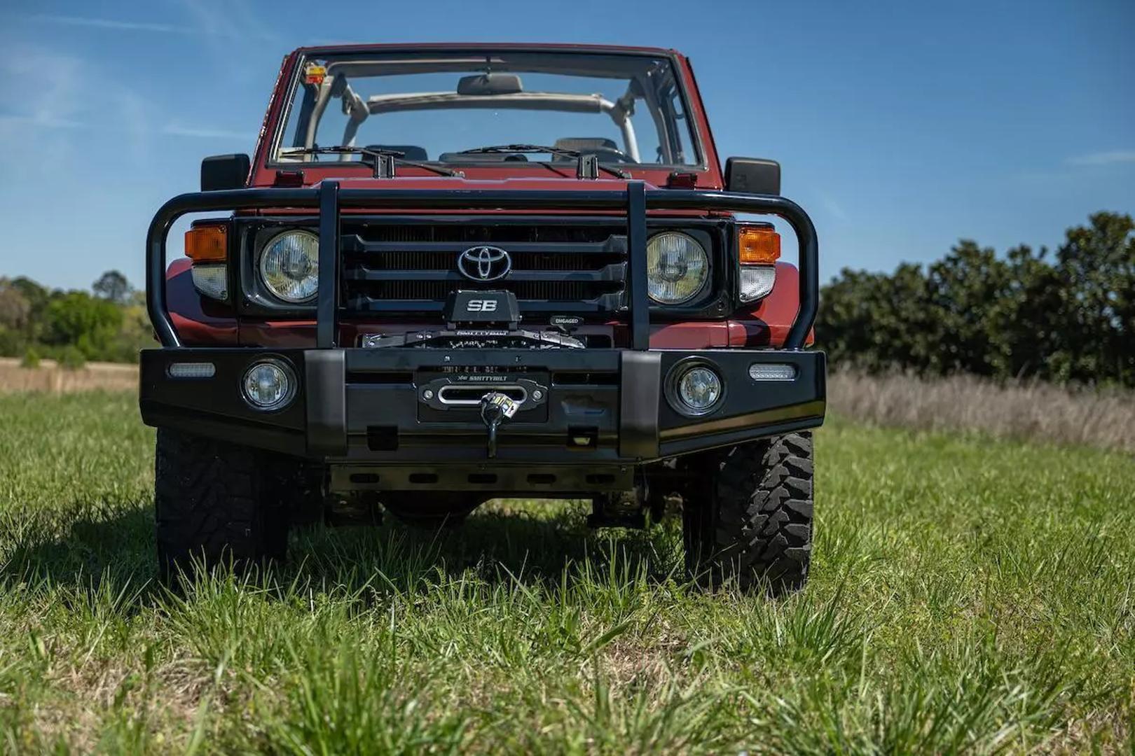 1992 TOYOTA LAND CRUISER HDJ73-09