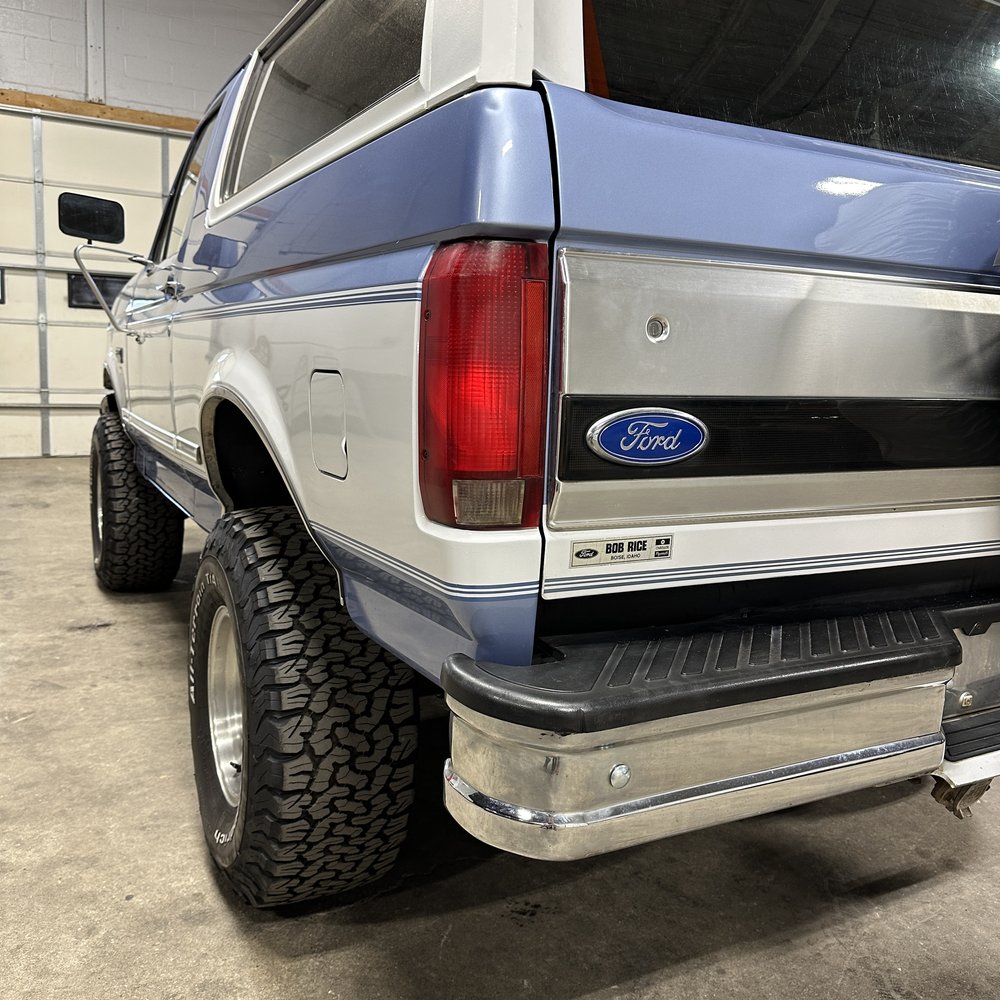 1996-ford-bronco-xlt-for-sale-06