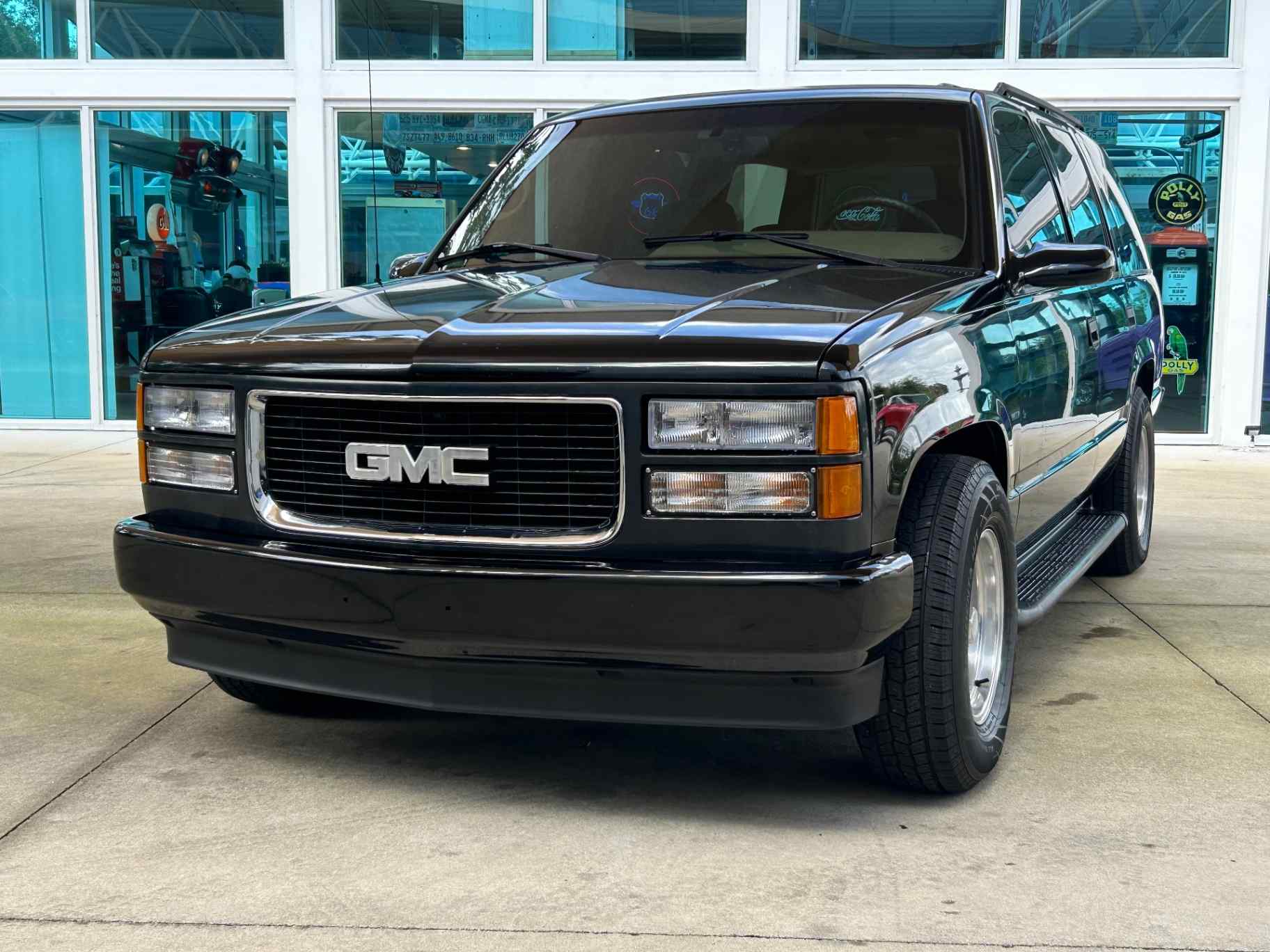 1996-gmc-suburban-for-sale-05