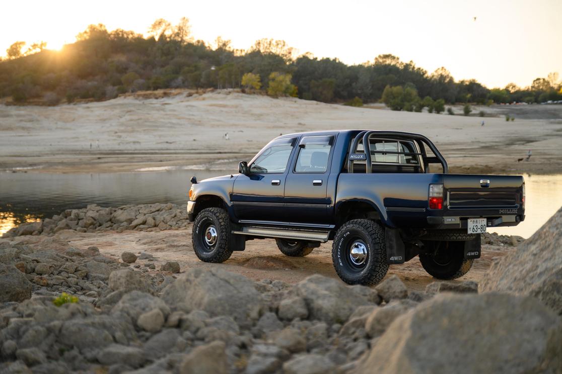 1996-toyota-hilux-ssr-05