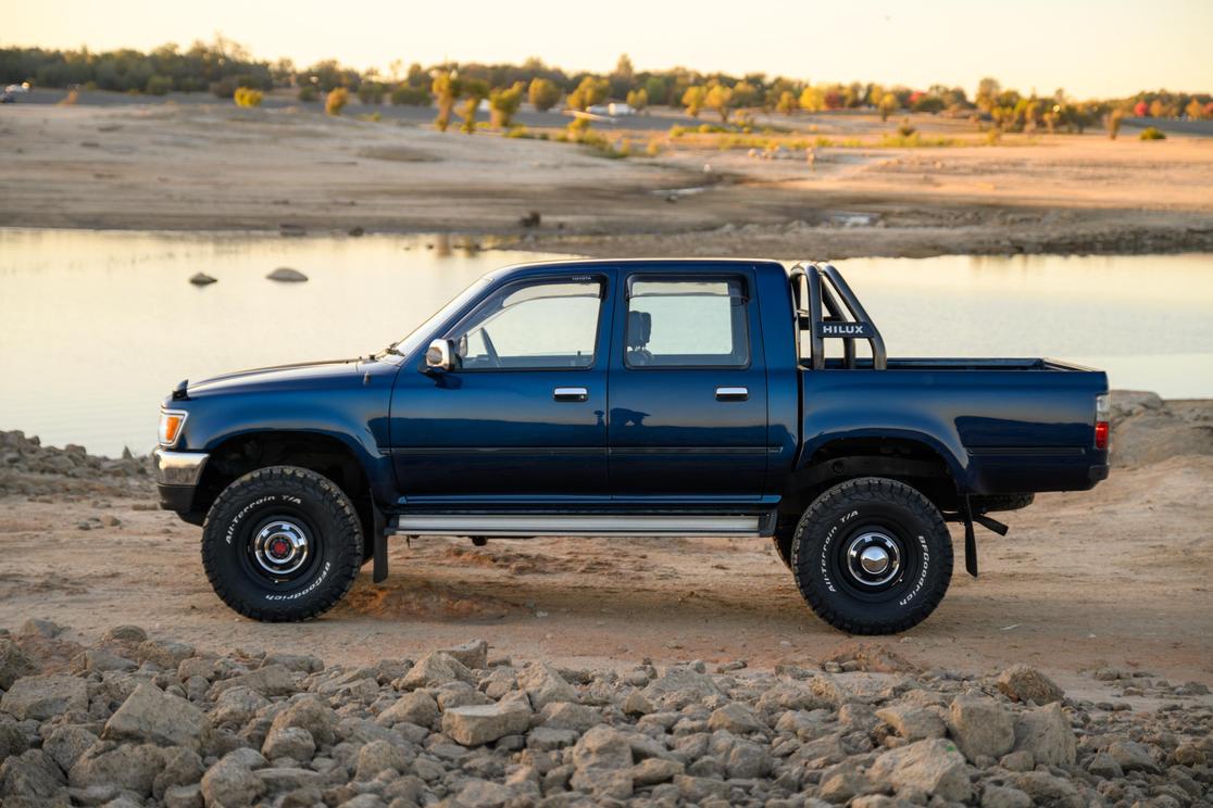 1996-toyota-hilux-ssr-06