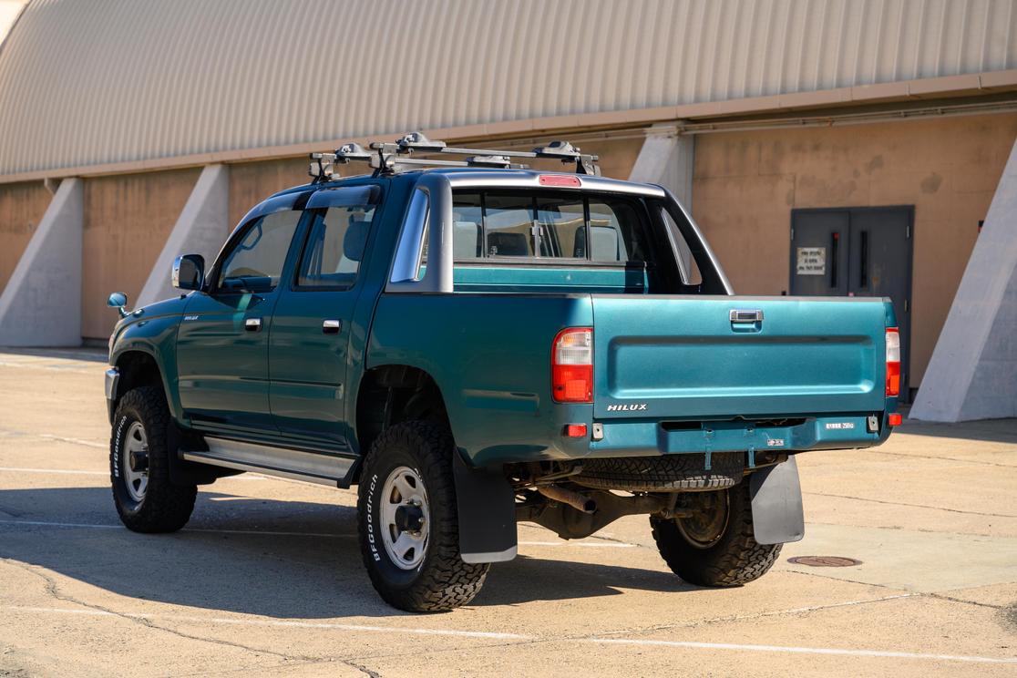 1999-toyota-hilux-sport-05