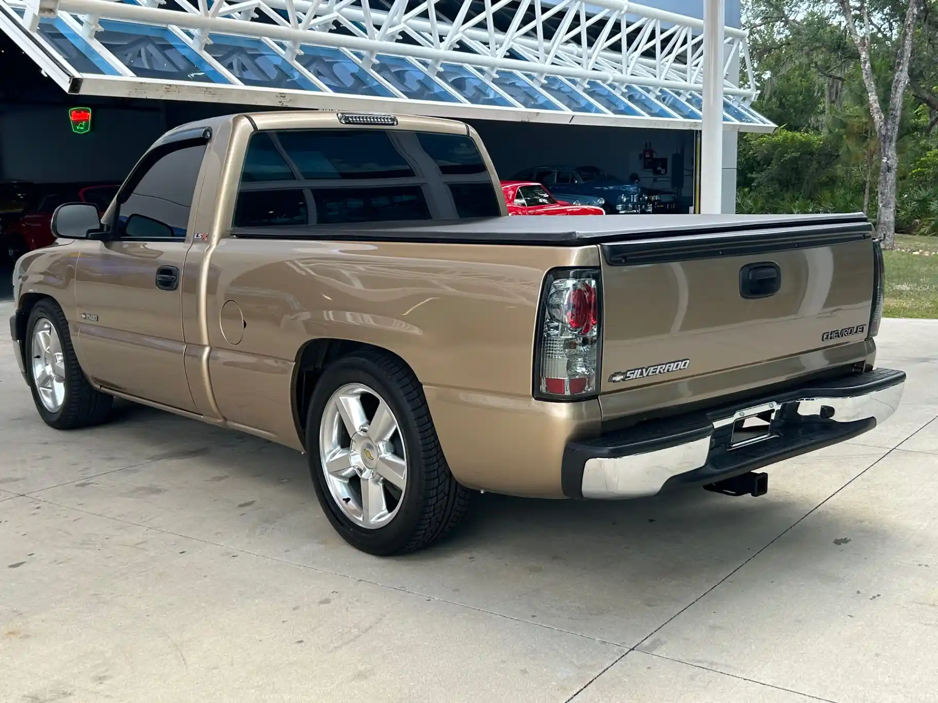 2000-chevrolet-silverado-1500-ls-for-sale-01