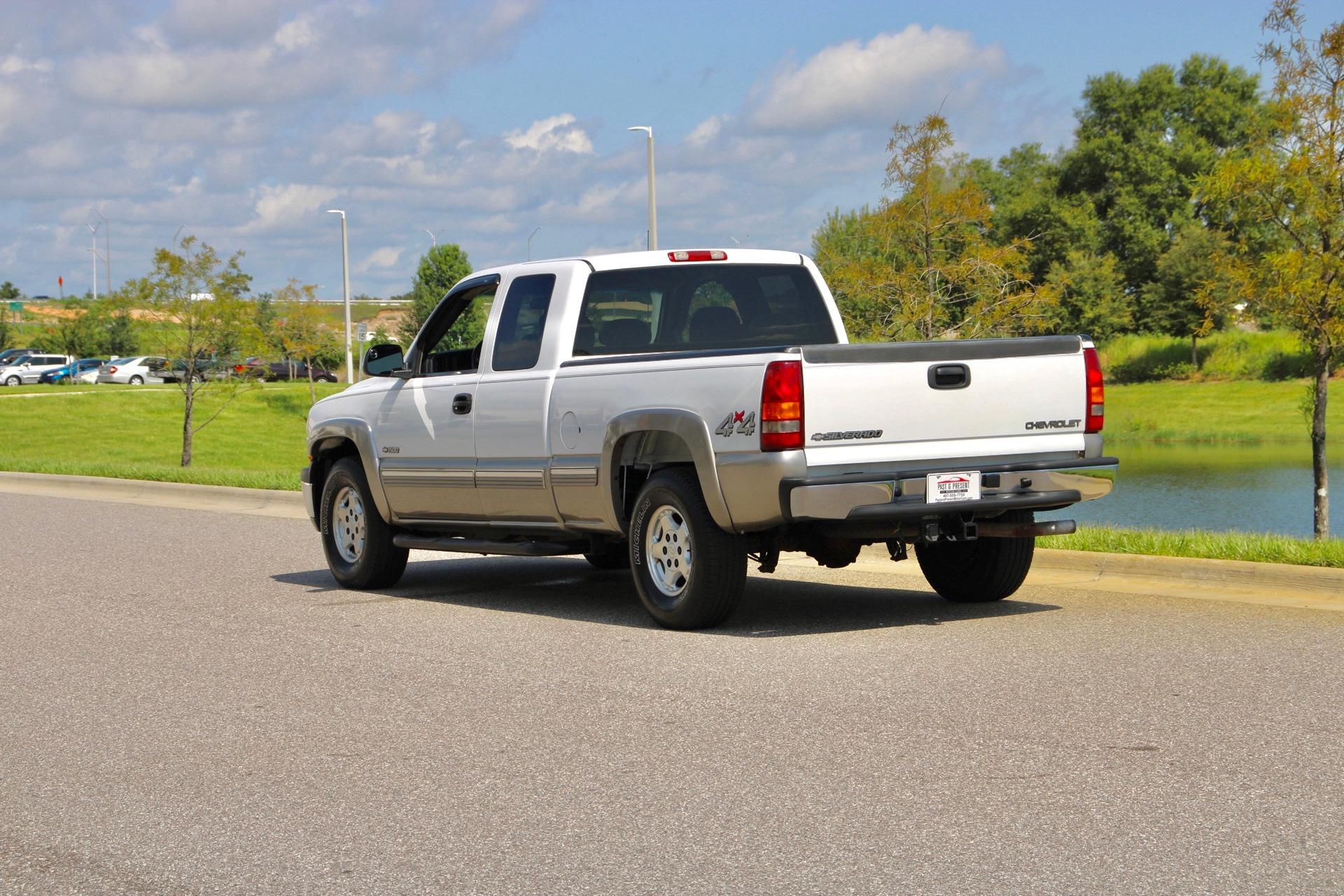 2000-chevy-silverado-ls-v8-for-sale-03