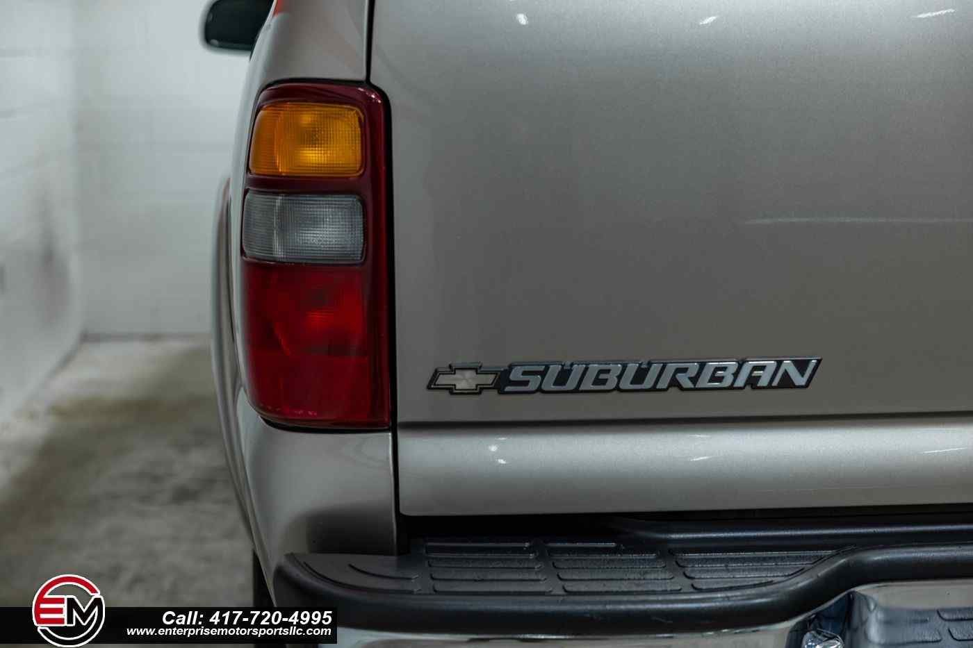 2001-Chevrolet-Suburban-LT-for-sale-13