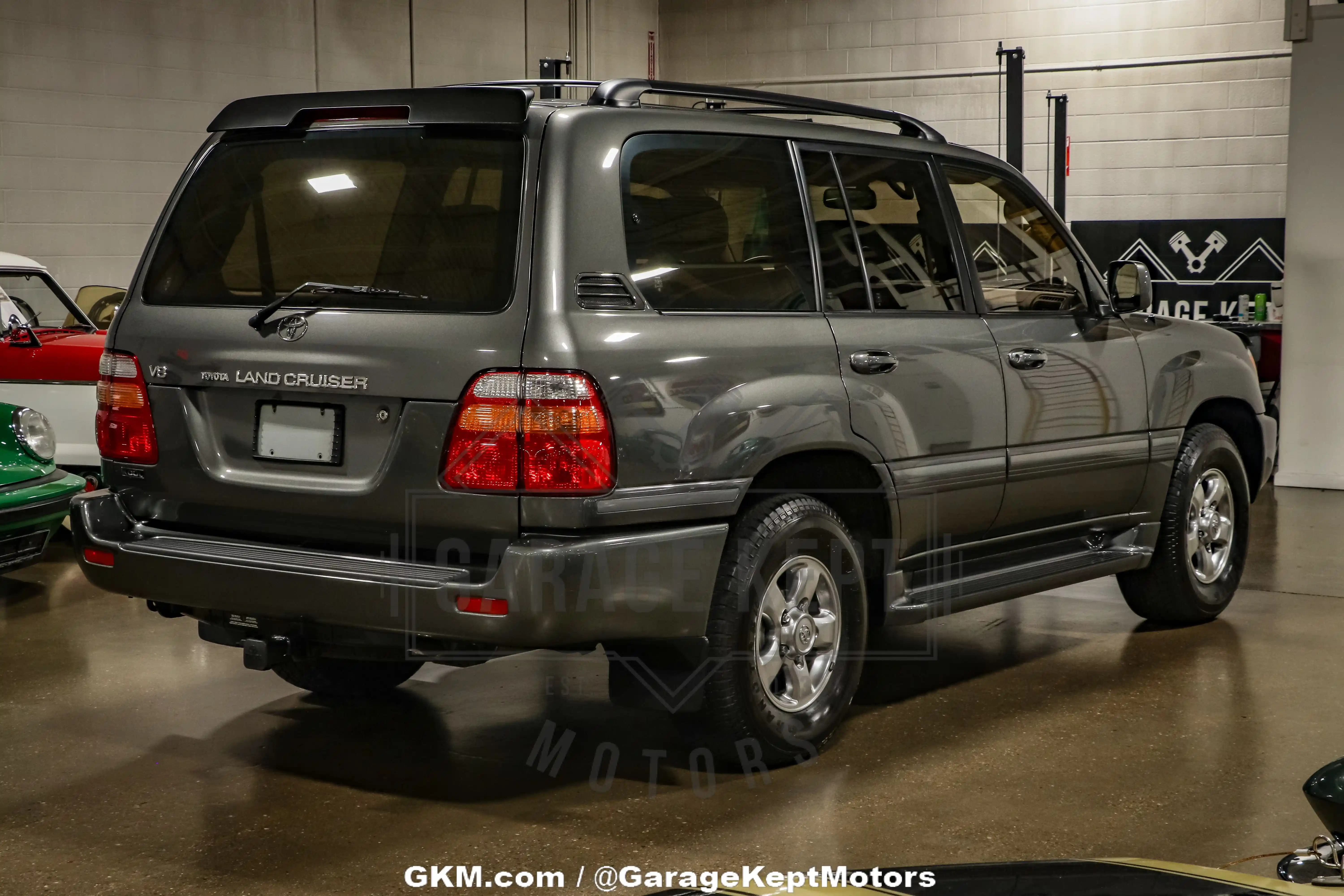 2001-toyota-land-cruiser-for-sale-11