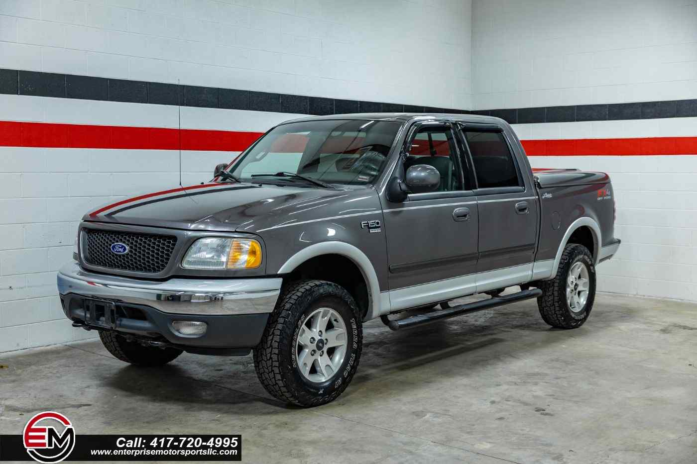 2002-Ford-F-150-Lariat-for-sale-01