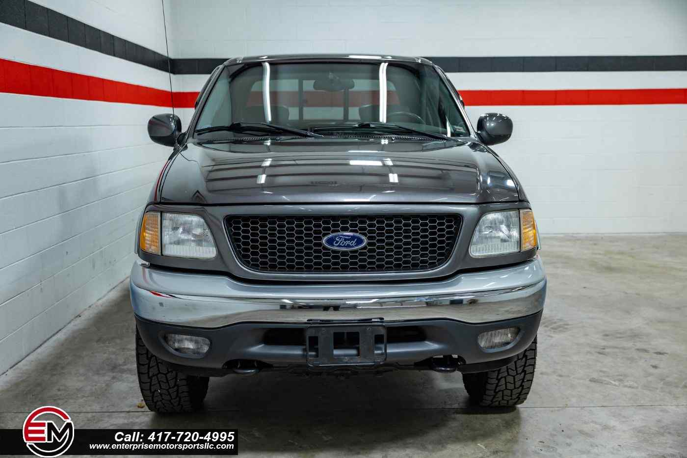 2002-Ford-F-150-Lariat-for-sale-08