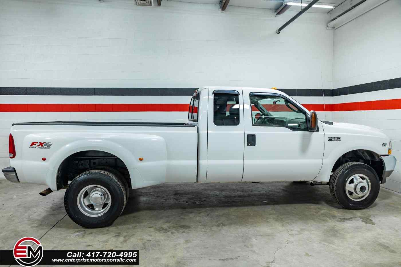 2004-Ford-Super-Duty-F-350-DRW-XLT-for-sale-06