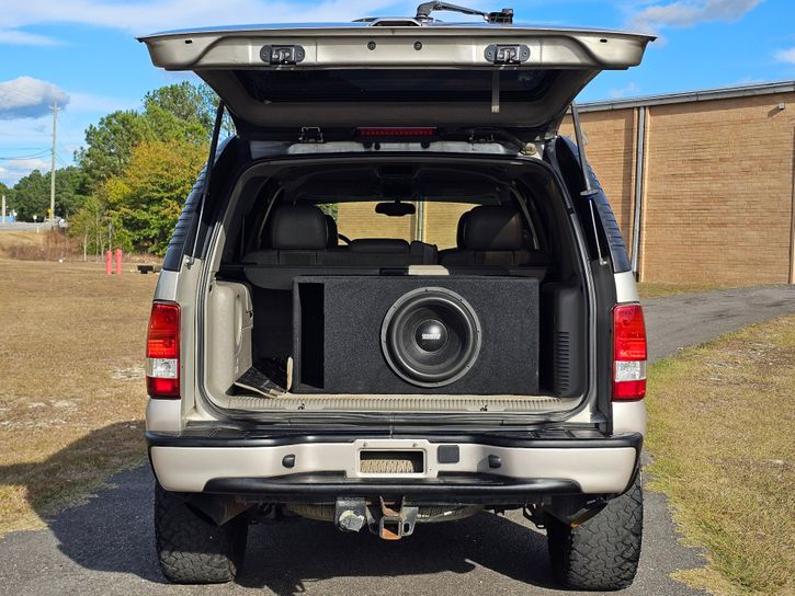 2004-chevrolet-tahoe-z71-for-sale-08