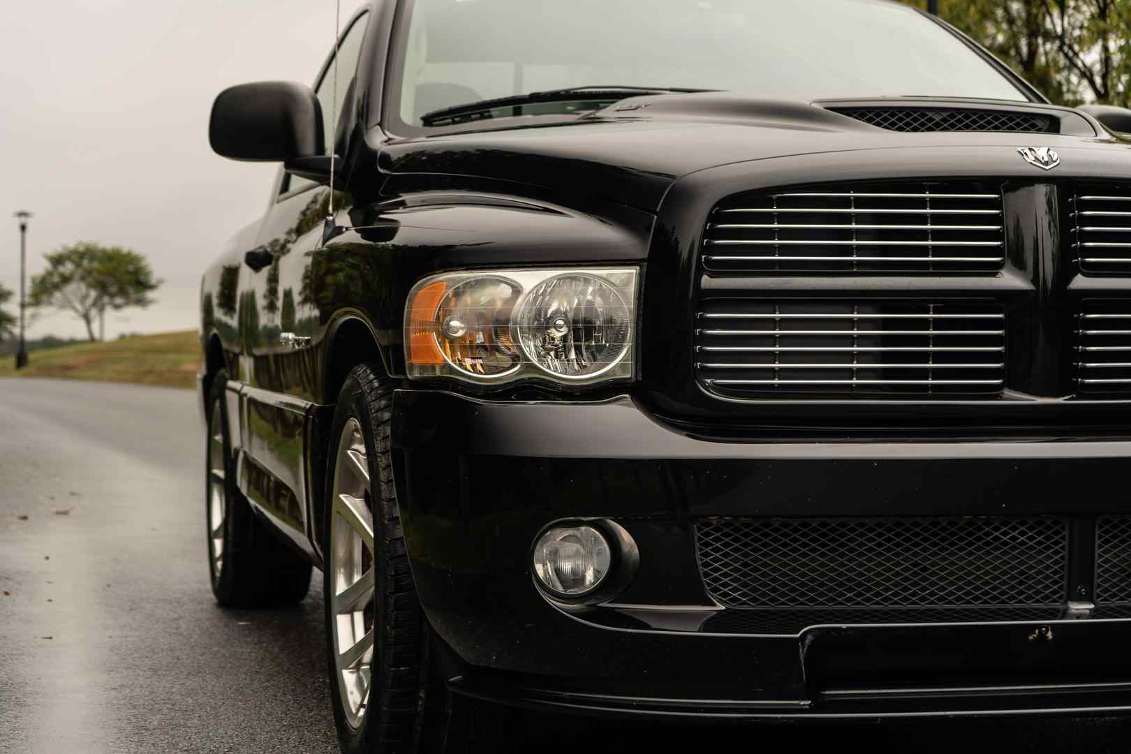 2005-dodge-ram-1500-srt-10-for-sale-07