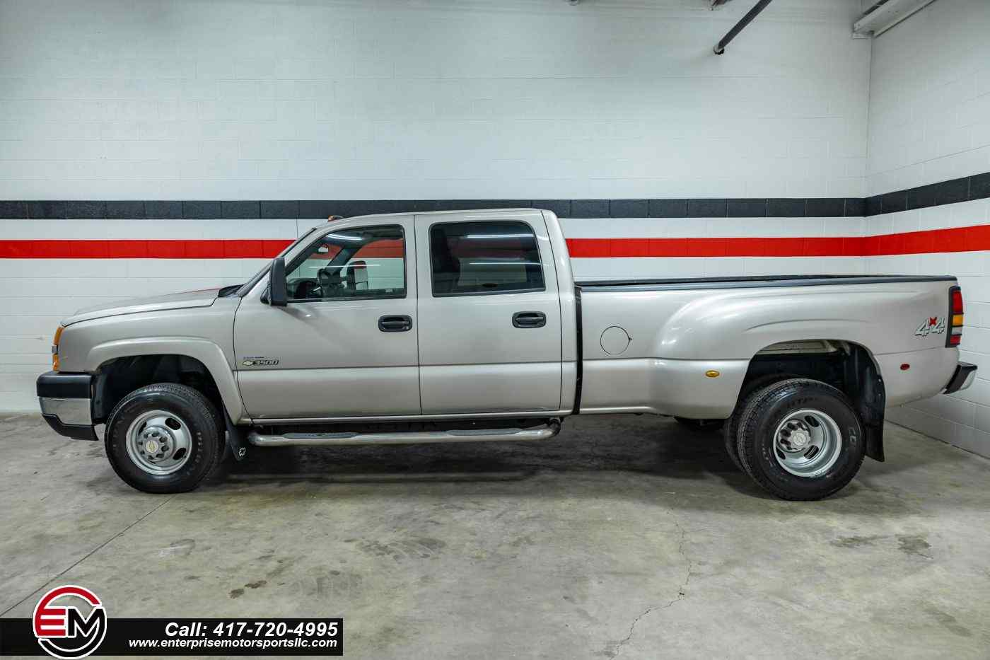 2006-Chevrolet-Silverado-3500-DRW-for-sale-02