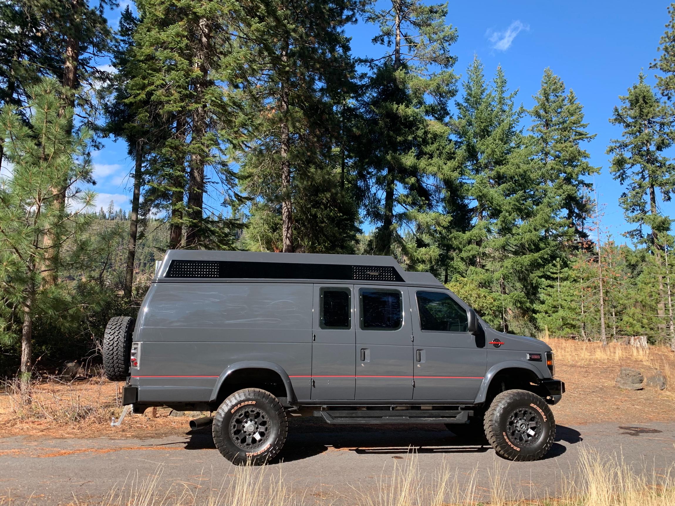 2009-ford-e350-camper-for-sale-32