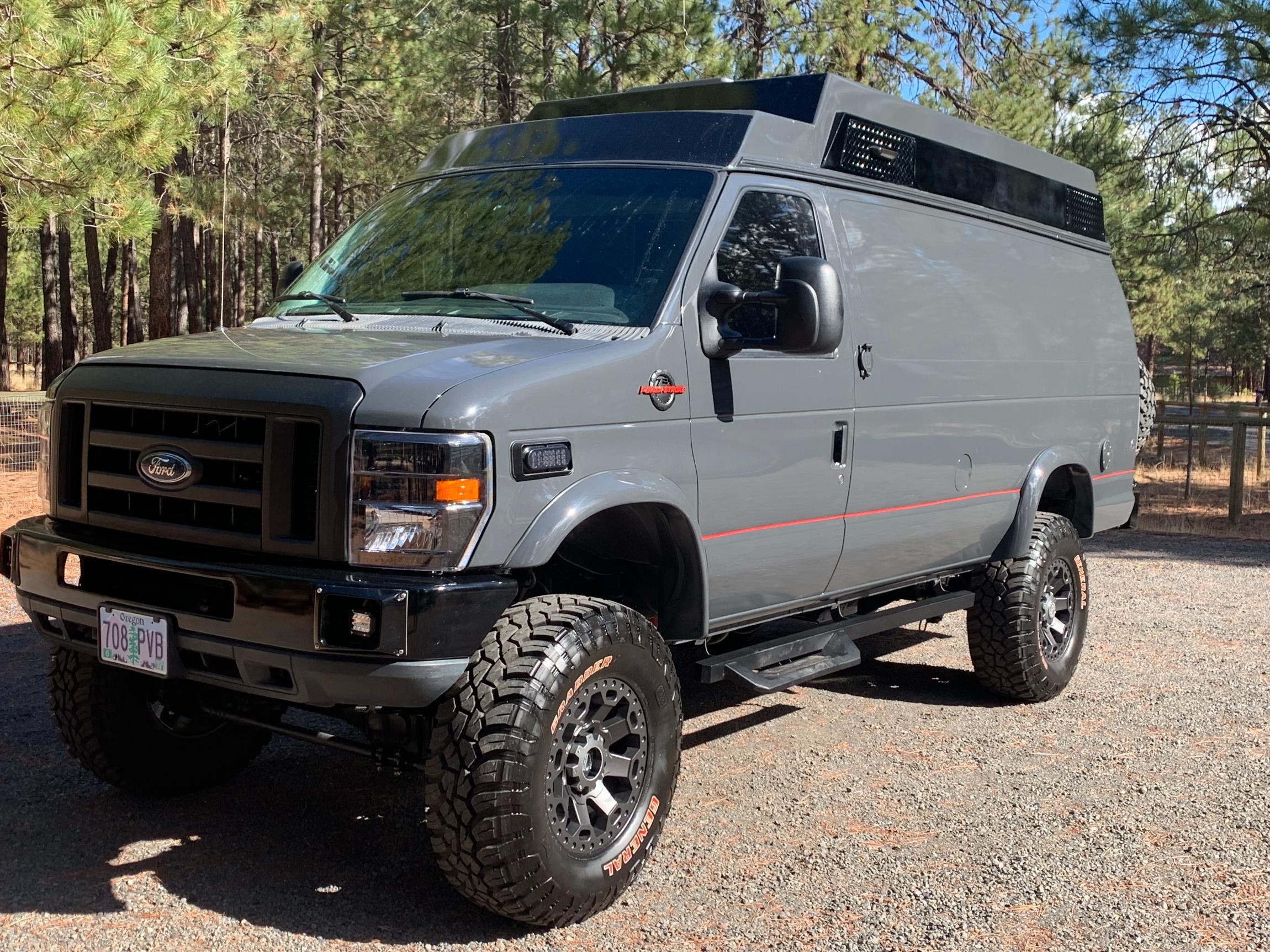 2009-ford-e350-camper-for-sale-45