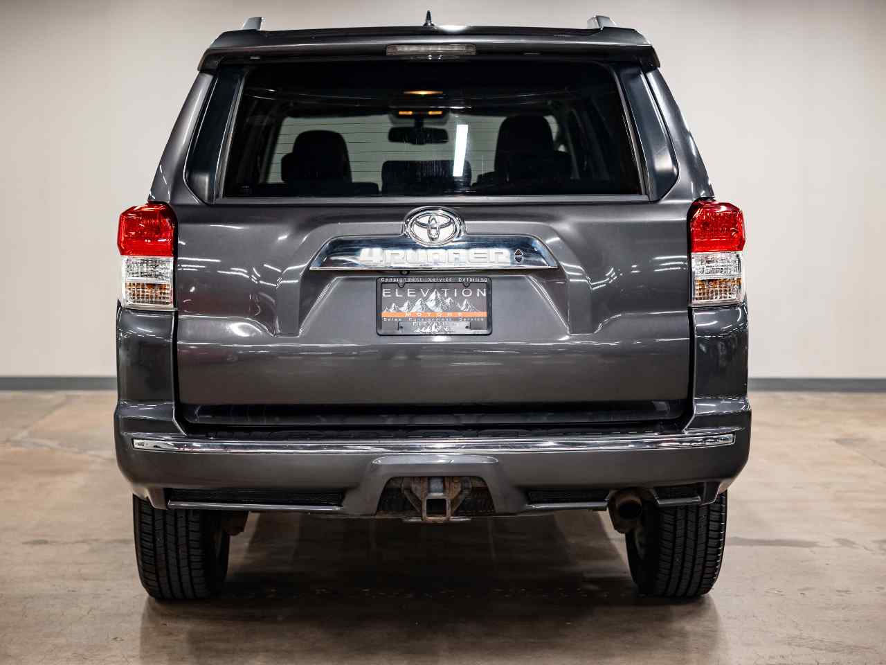 2011-toyota-4runner-limited-for-sale-03