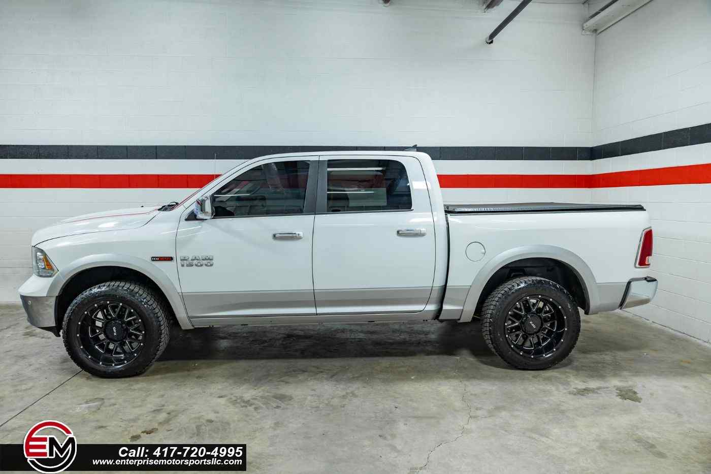 2015-Ram-1500-Laramie-for-sale-02