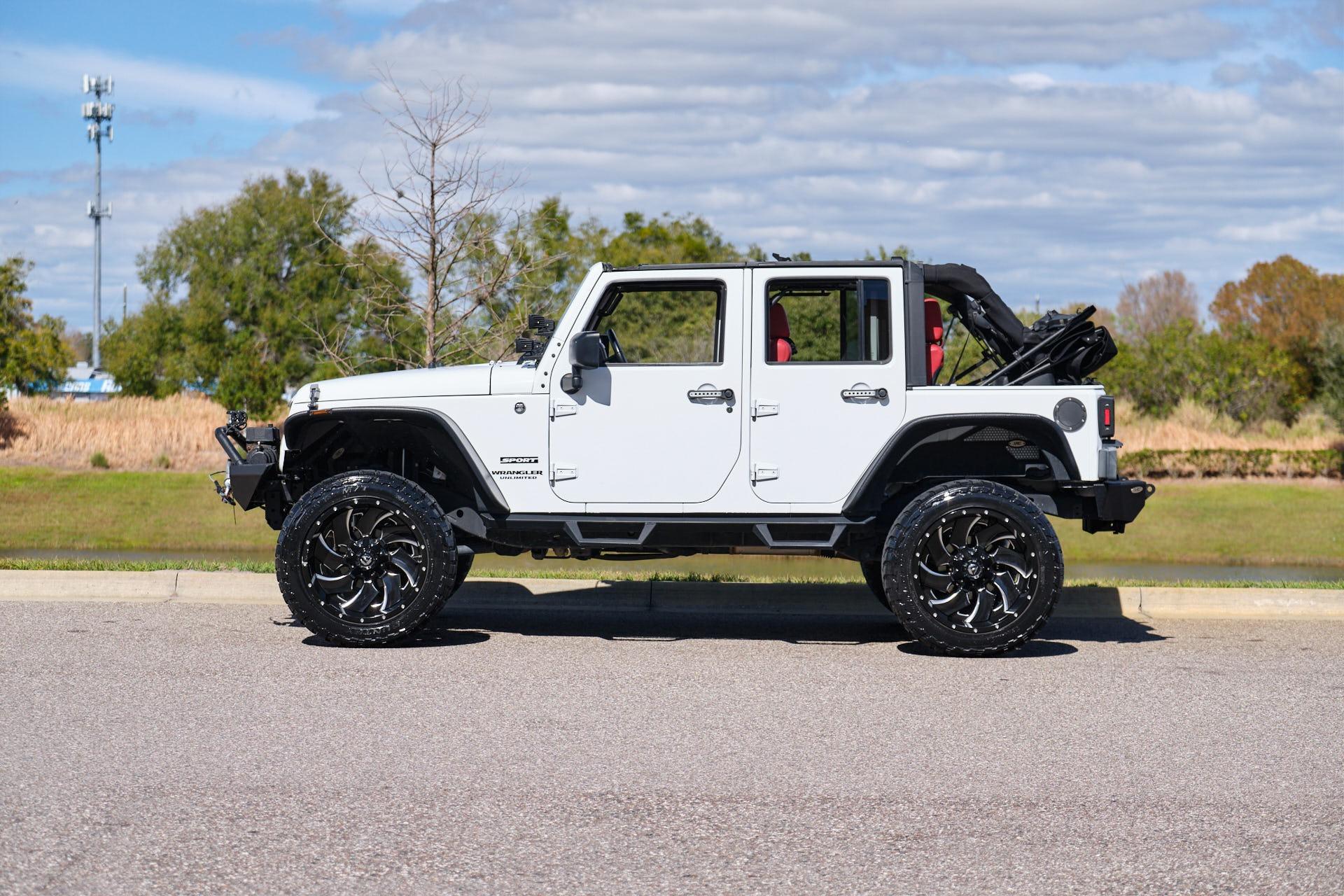 2015-jeep-wrangler-modified-for-sale-02