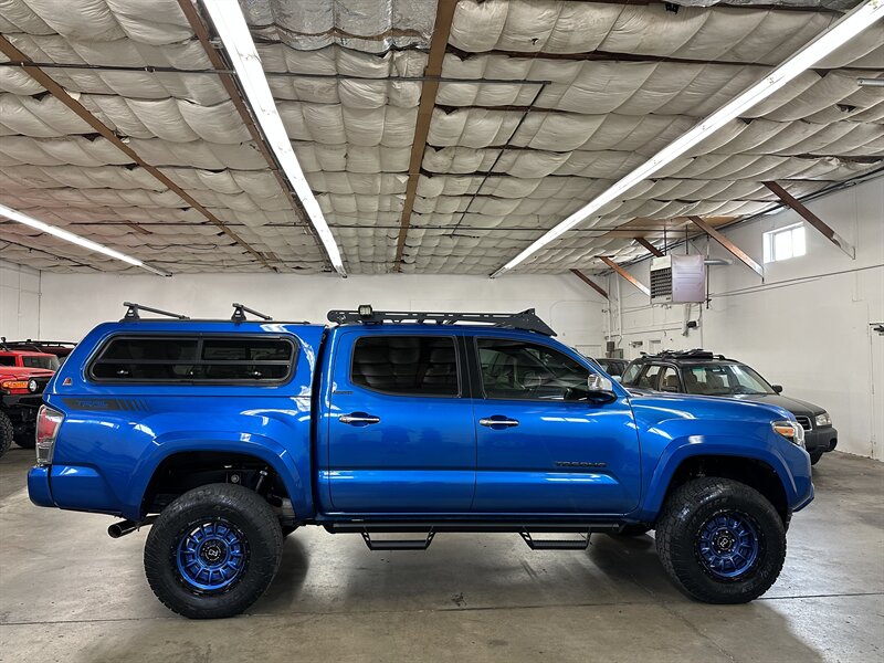 2016-toyota-tacoma-double-cab-01