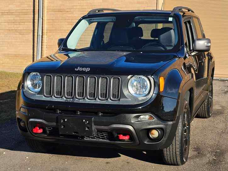 2017-jeep-renegade-deserthawk-hope-mills-nc-for-sale-01