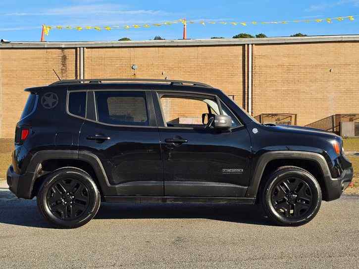 2017-jeep-renegade-deserthawk-hope-mills-nc-for-sale-05