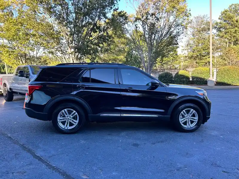 2020-ford-explorer-xlt-awd-for-sale-06