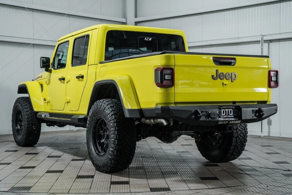 2023-jeep-gladiator-mojave-for-sale-05